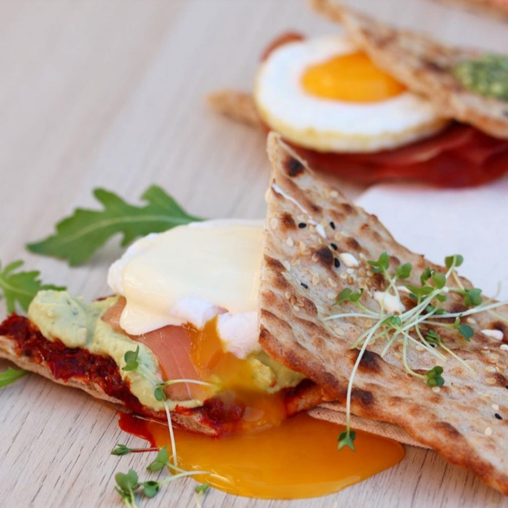 Smoked Salmon Eggs Benedict – Purete